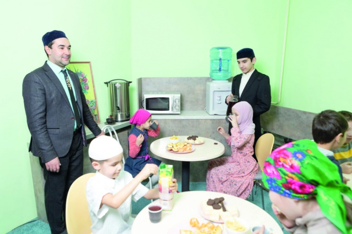 Дим биҫтәһендә йәкшәмбе мәктәбе эшләй