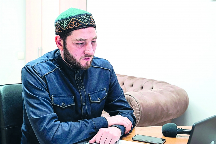 Ильяс Умалатов: «Муфтиятны иши алгъа барывда, бир ерде токътав ёкъ!»