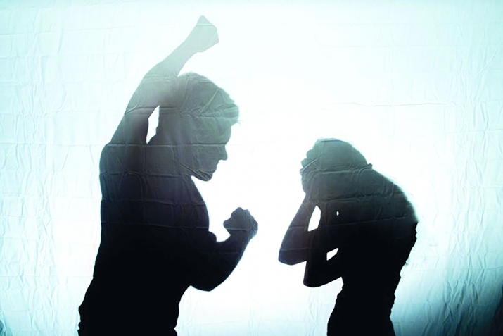 Гьикъизе нечараб, бицине намусаб