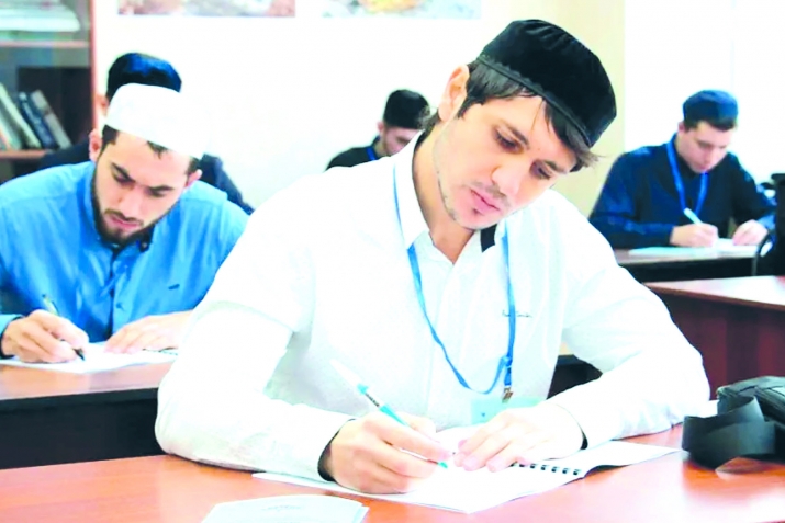 ГIелму гуро хIажатаб, гIамал гьаби буго