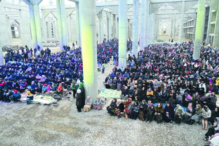 Лакрал миллатрал ифтIар