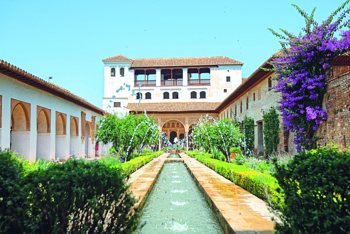 4 Beautiful Pieces of Islamic Architecture around the World