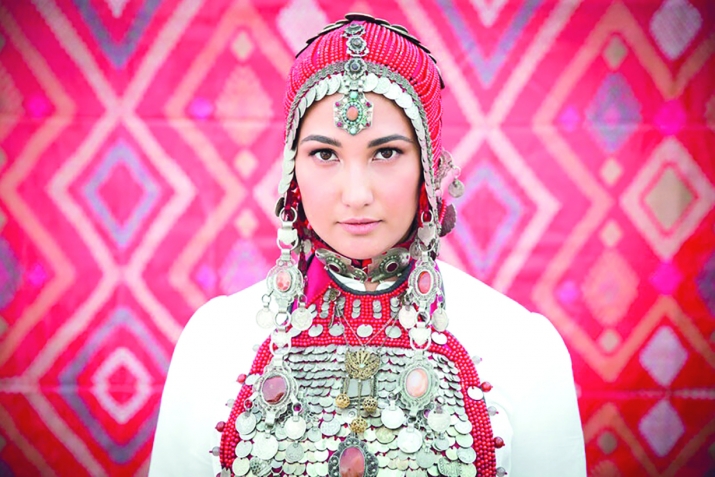 Ҡыҙ баланы ҡырҡ урындан тый...