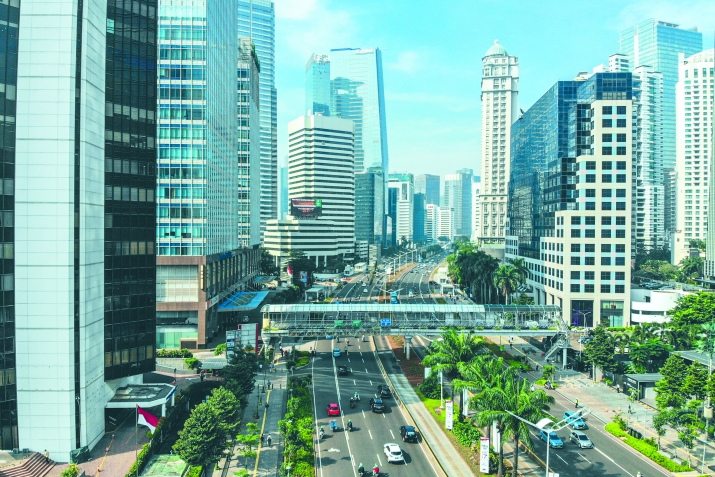 Азад кIвалер эцигдайди