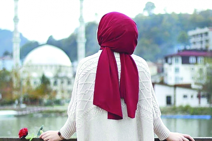 Нақши зан дар зиндагӣ