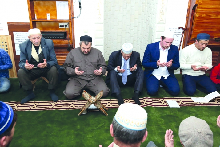 Аллагь рекIелъ ккурал муъминзабазе