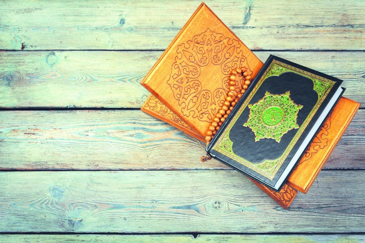 Mәn istәdiyini еlәyәn Аllаhа inаnırаm