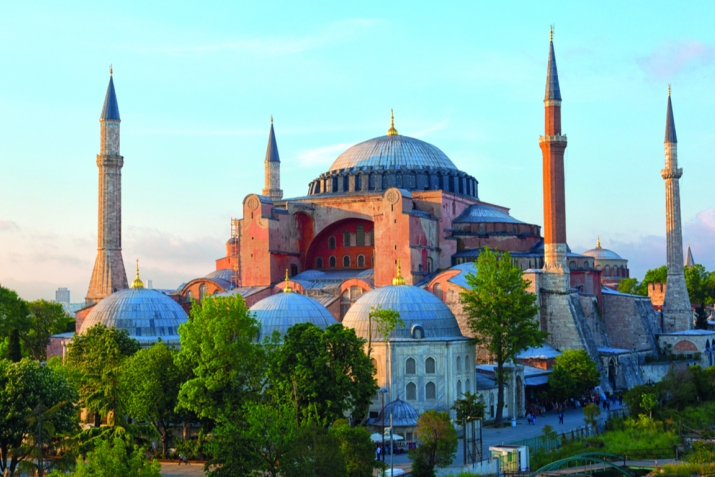 Vakif medeni̇yeti̇ni̇n hafizasi vakfi̇yeler