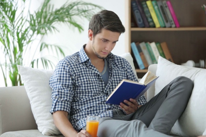 Китоби Росткорӣ