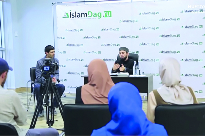 Мавлет – этилмеге яхшы ишми яда гери урулагъан янгылыкъмы?