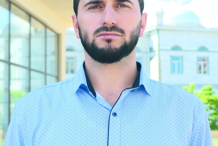 Байрахъ букiине буго…