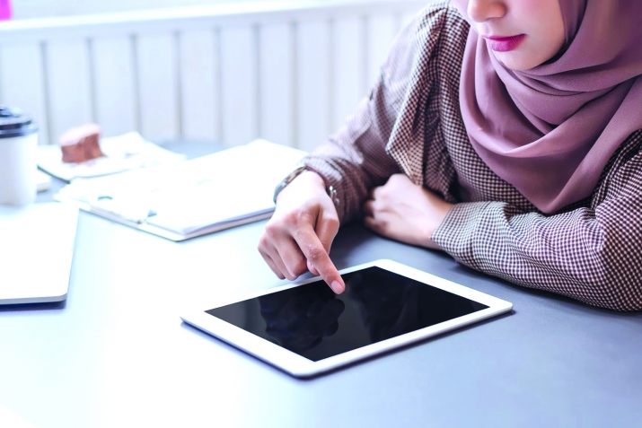 Гьикъизе нечараб, бицине намусаб