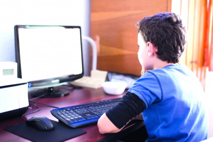 Гьикъизе нечараб, бицине намусаб