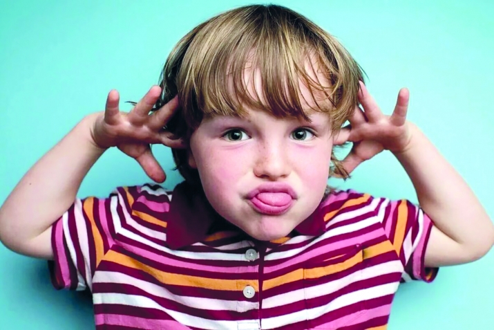 Тербиясуз диде-бубайрин бахтсуз аялар