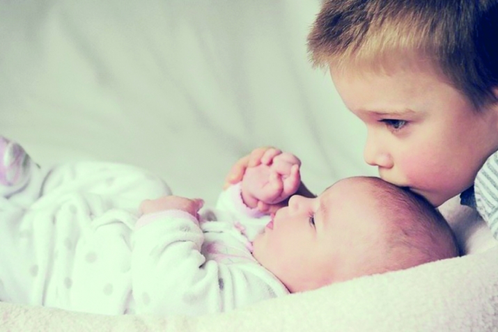 Көтөлмәгән ҡыуаныс