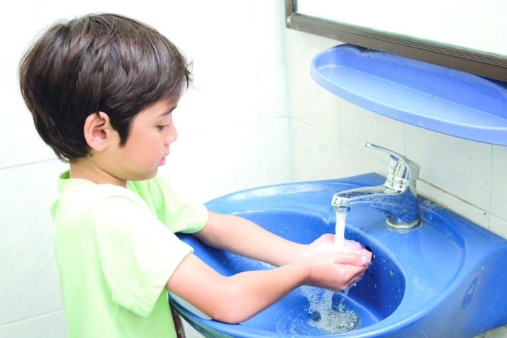 “Ҳифзи тандурустӣ андар хеш расон, Кумаки хешро беҳтар пеш расон”.