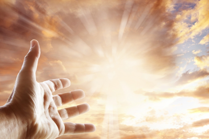 «Тиру теғ аст бар дилу ҷигарам»