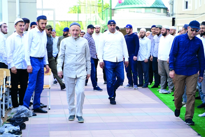 ДИУ - гIалимзаби хIадур гьарулеб къебелъи