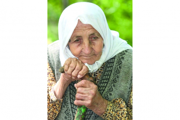 Ата-әсәгә изгелек