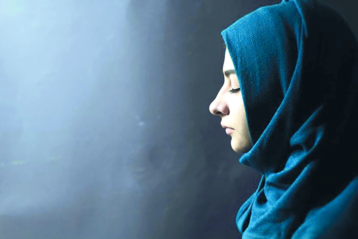 Һиҹаб ҝејмәк гәрарына ҝәлә билмирәм