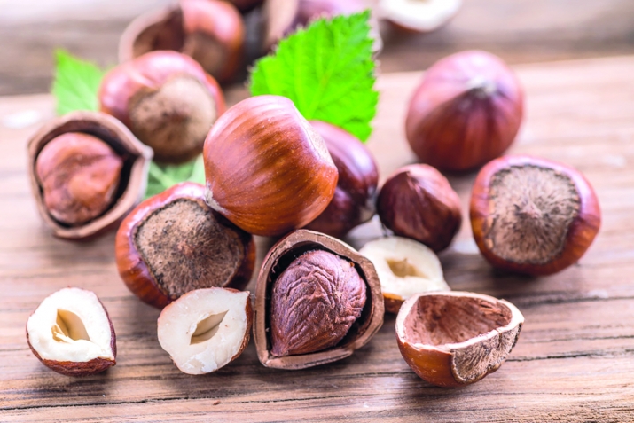 Менфятлу емишар ва майваяр