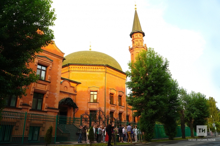 Бишбалтаның биш почмагы: Хәсән Туфан көймәсе, борынгы зират, мәчет биләмәсендәге чүплек