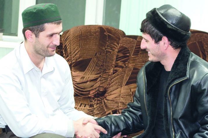 Дин ҡәрҙәшеңде барып күреү