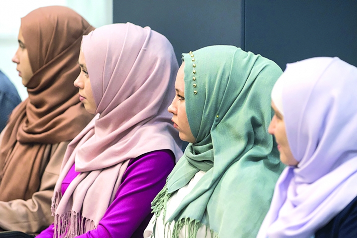 Һиҹаб ҝејмәк гәрарына ҝәлә билмирәм