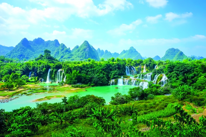 Нужеца гьездалъун ахIи бай