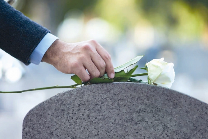 Ле, гIадамал, бачунге мехтун машина