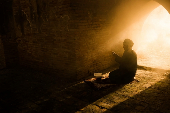 The morning prayer – story