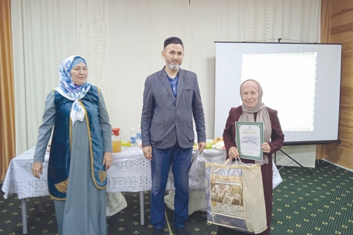 Азнакайда дини укулар башлану уңаеннан семинар узды