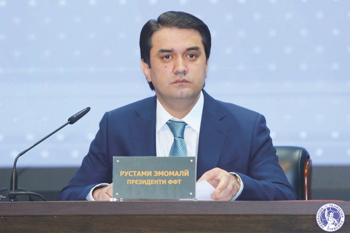 Рустами Эмомалӣ ва футболи тоҷик