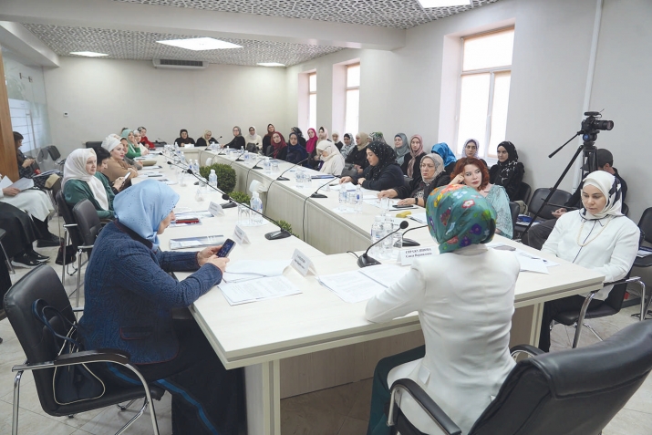 Хьунул адамтала мажлис