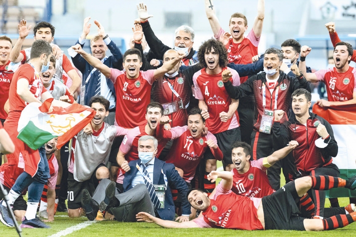 Теъдоди дастаҳои Лигаи олӣ зиёд мешавад