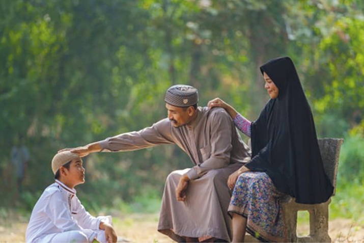 Әти-әнигә хөрмәт