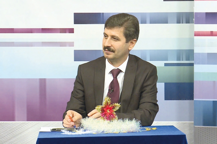 Халкъына гьалал къуллукъ этеген мухбир