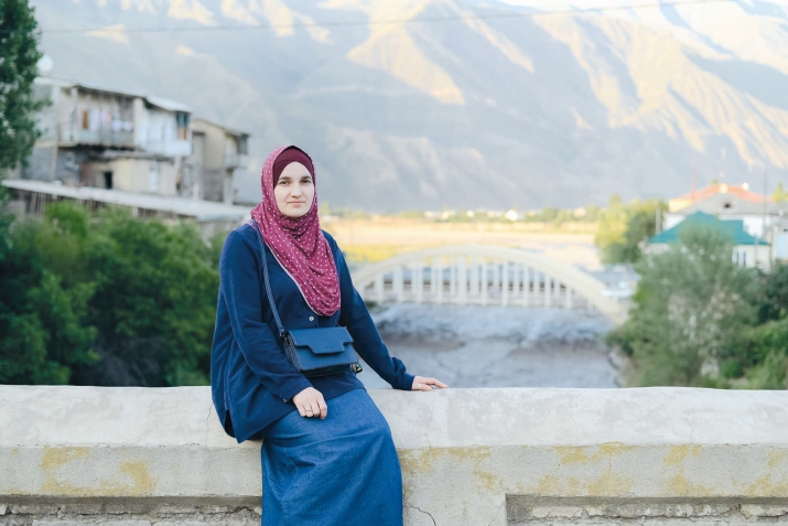 Алай девирда вири мумкинвилер ава