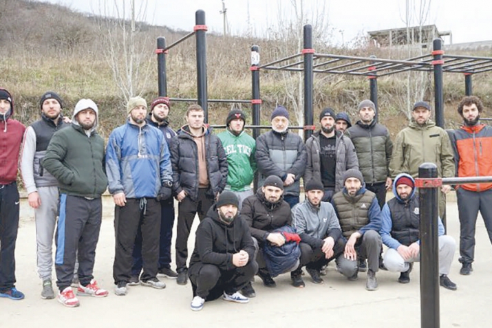 Лакрал жагьилтал Таркиллал зунттуй