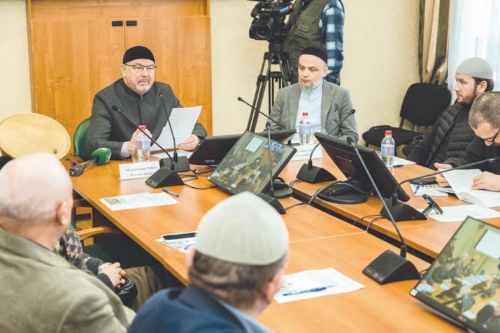 РИИда “Россиядә ислам тарихы” хезмәте тәкъдим ителде