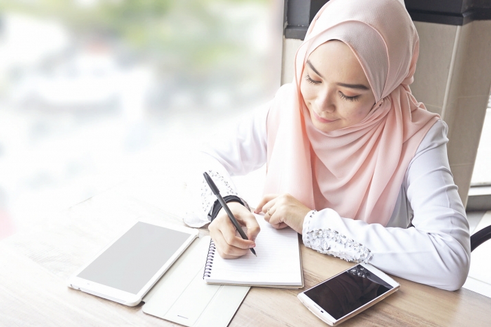 KADINLARIN SOSYAL HİZMETLERE KATILMASI