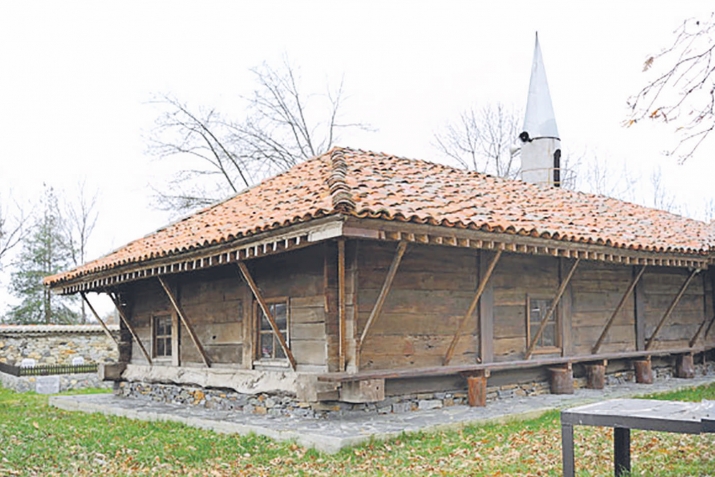 Islam in Europe: Wooden Prayer Spaces of Ottoman Thrace (Bulgaria and Greece) – Testimony to a Spiritual Continuum