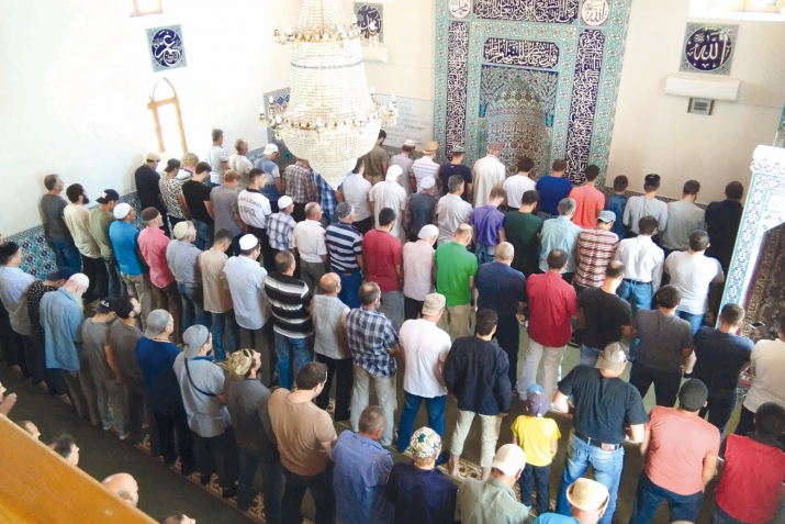 Жамият намазны зувабындан къуру къалмайыкъ