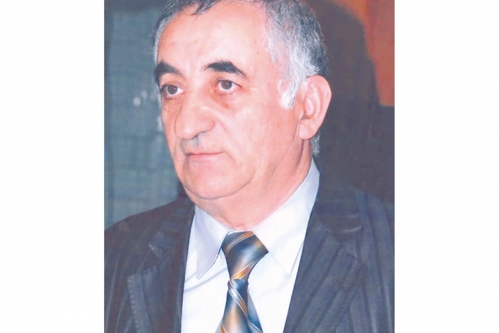 Илимдин гъуллугъчи, педагогвалин устад