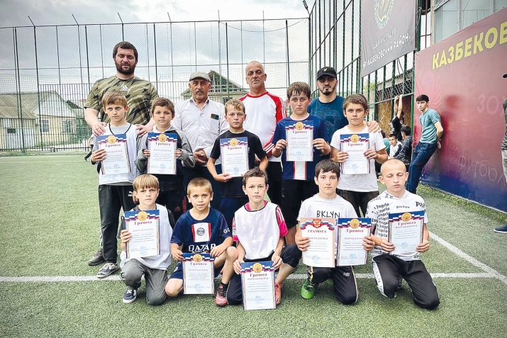 Футбол хIаялъул къец