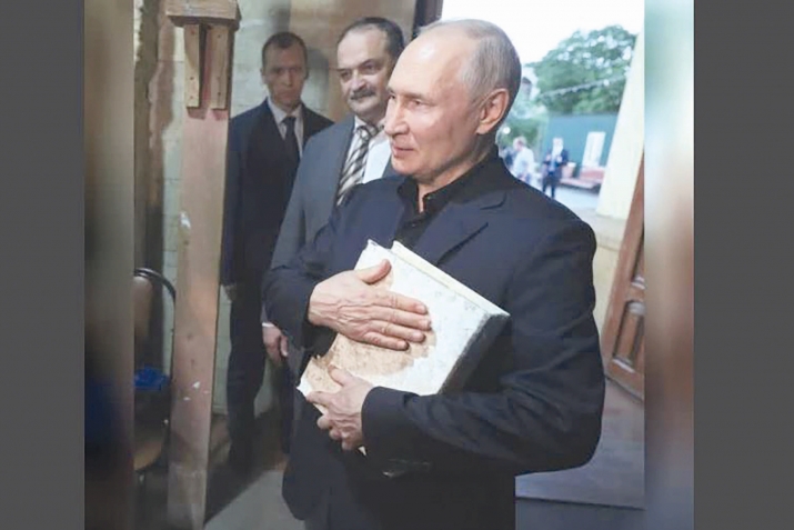 В. Путин: «Къуръан ккола хIурматияб ТIехь»