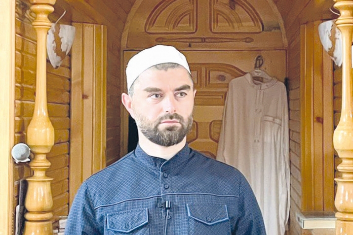 Кутакалда кIвар гьабизе кколеб...