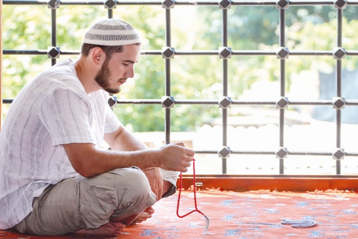 АЛЛАҺНЫ ЗИКЕР ИТҮ