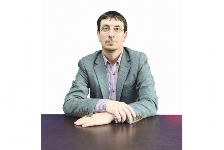 Якъут шаирни шиърулары къумукъ тилде