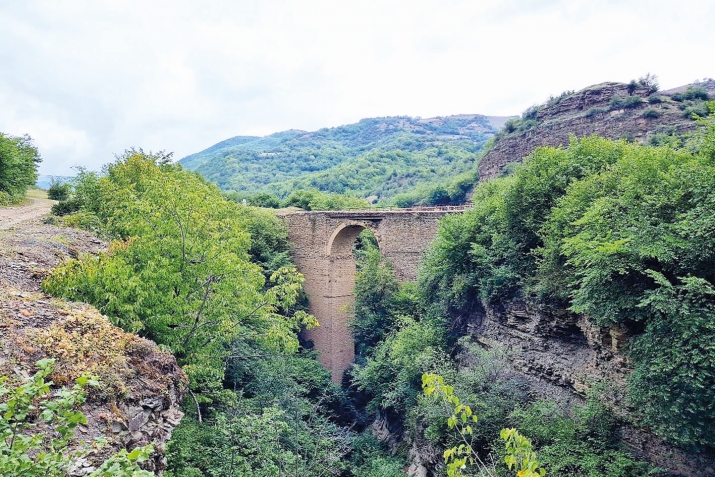 Аьдатар, дарш Шариаьт?